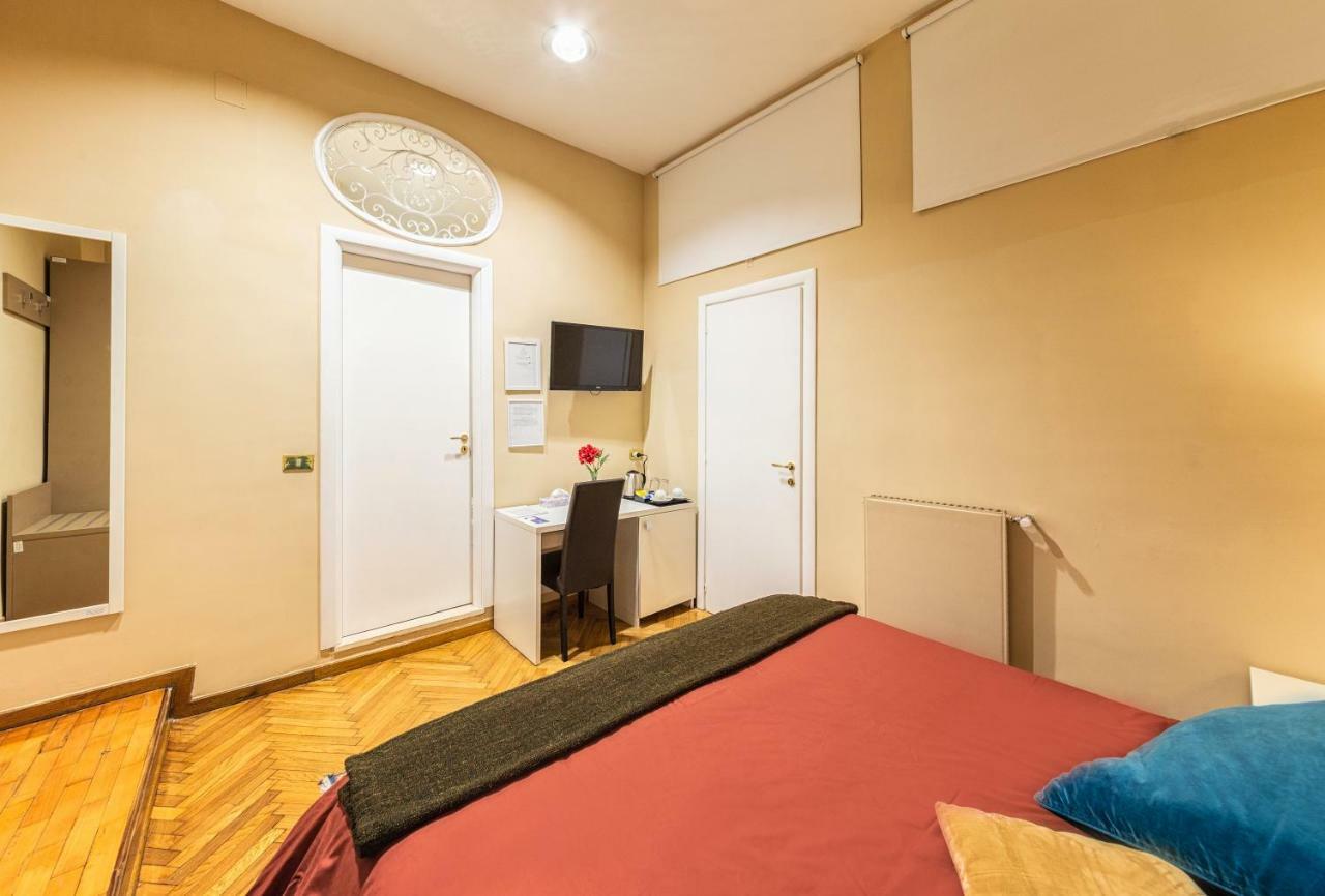 Il Ventre Di Napoli " Costantinopoli" Hotel ภายนอก รูปภาพ