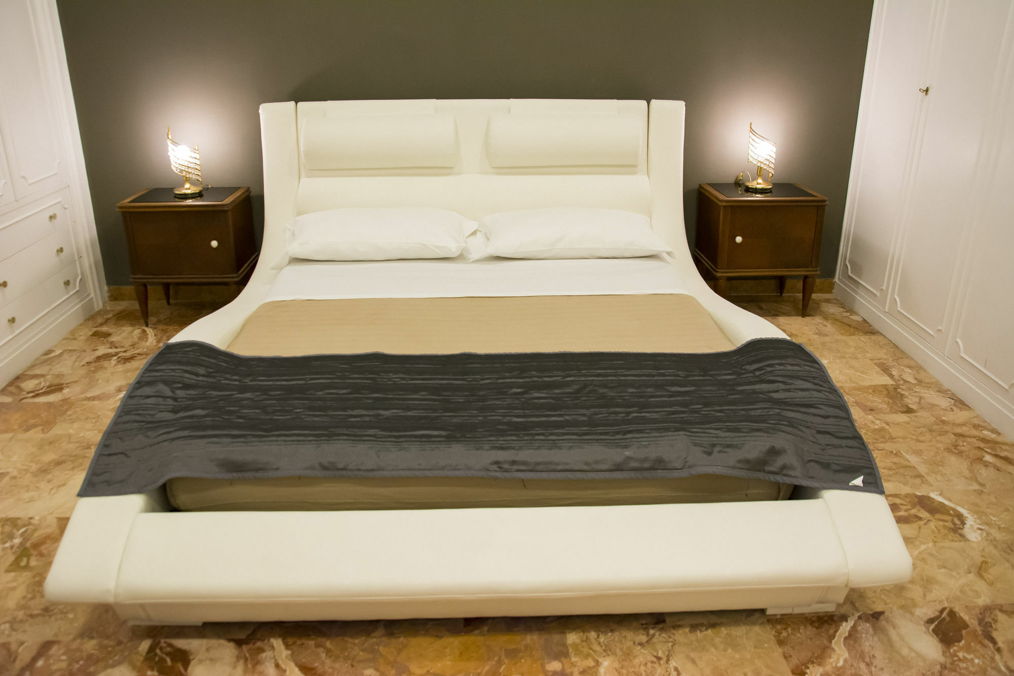 Il Ventre Di Napoli " Costantinopoli" Hotel ภายนอก รูปภาพ