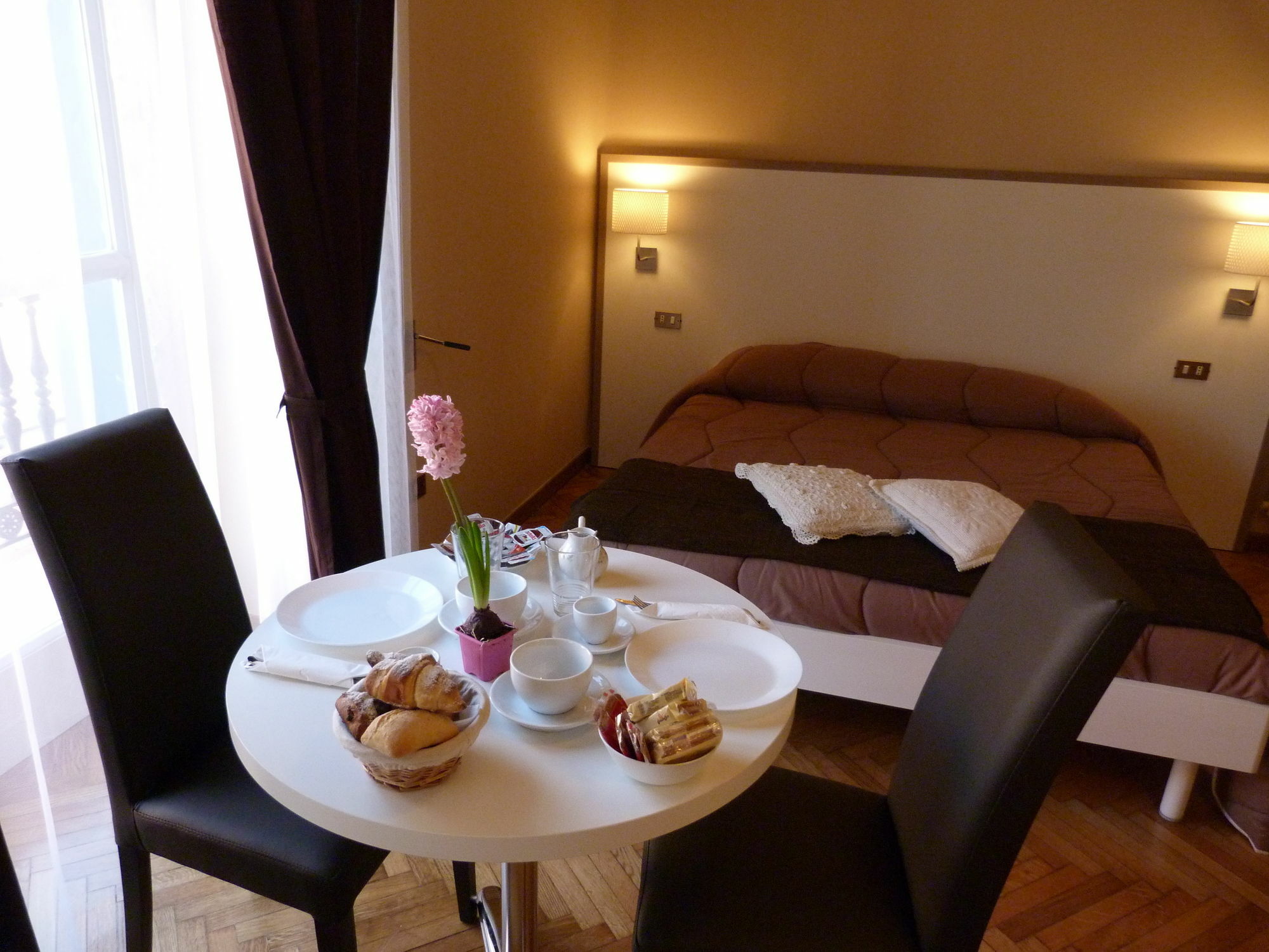 Il Ventre Di Napoli " Costantinopoli" Hotel ภายนอก รูปภาพ
