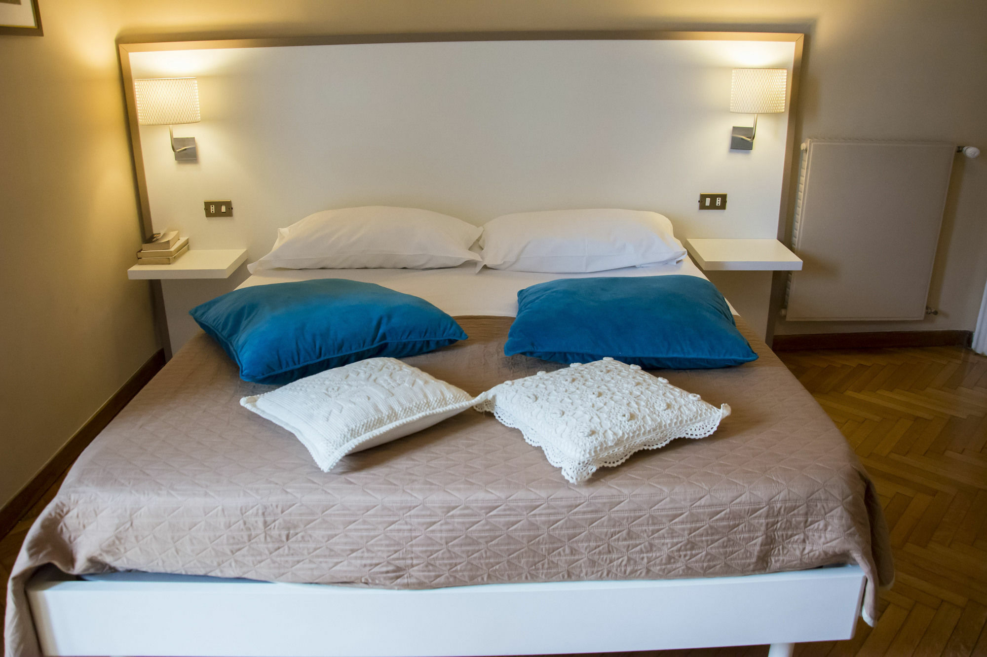 Il Ventre Di Napoli " Costantinopoli" Hotel ภายนอก รูปภาพ